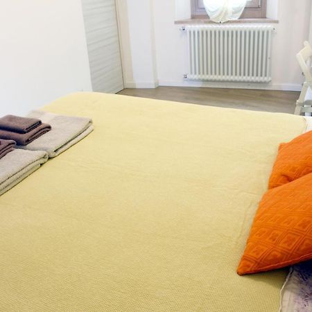 Bed and Breakfast La Magnolia Guests House Dervio Esterno foto