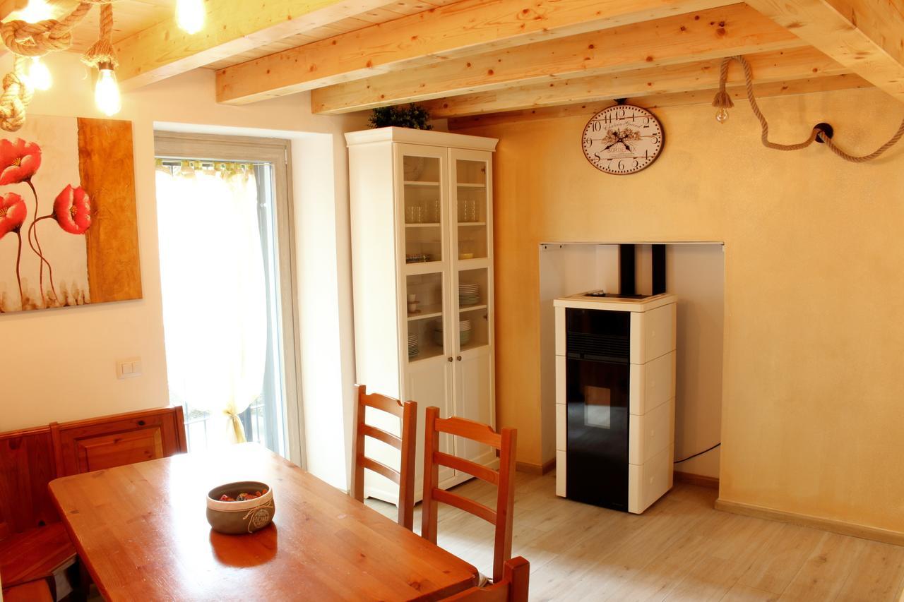 Bed and Breakfast La Magnolia Guests House Dervio Esterno foto