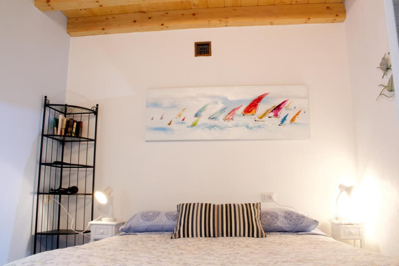 Bed and Breakfast La Magnolia Guests House Dervio Esterno foto